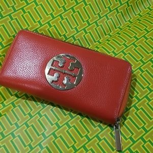Tory burch wallet